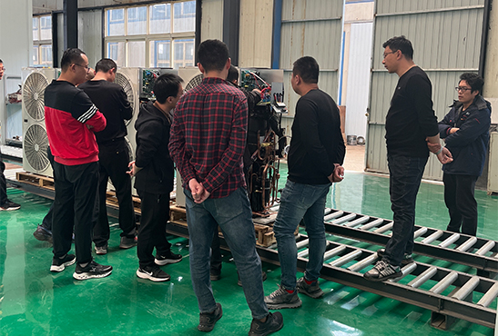 山东潍坊寿光经销商到厂访问