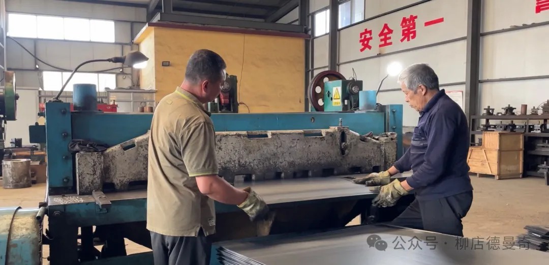 柳店新型环保炉具全力生产，备战供暖季！